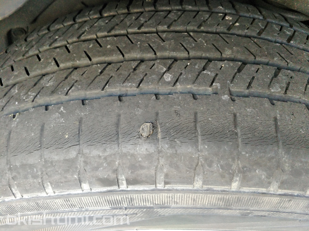 タイヤのパンクの種類と修理費用と空気圧不足で走行した結果 おきしゅみ